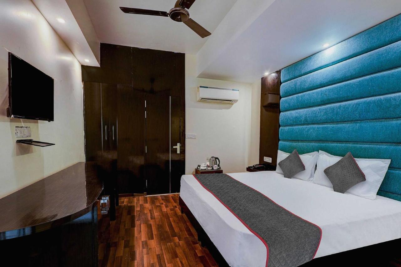 Townhouse Golden King Hotell New Delhi Exteriör bild