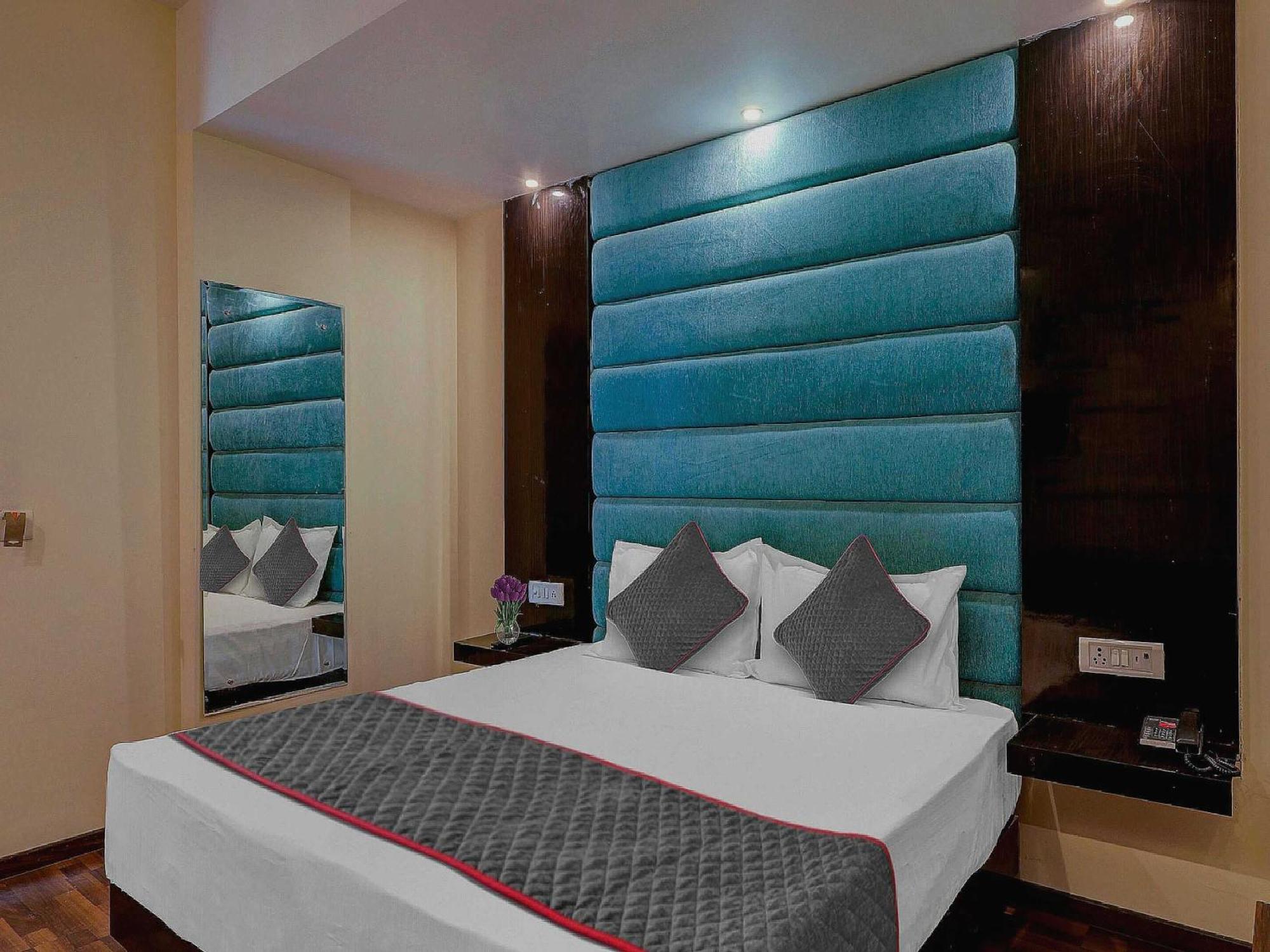Townhouse Golden King Hotell New Delhi Exteriör bild