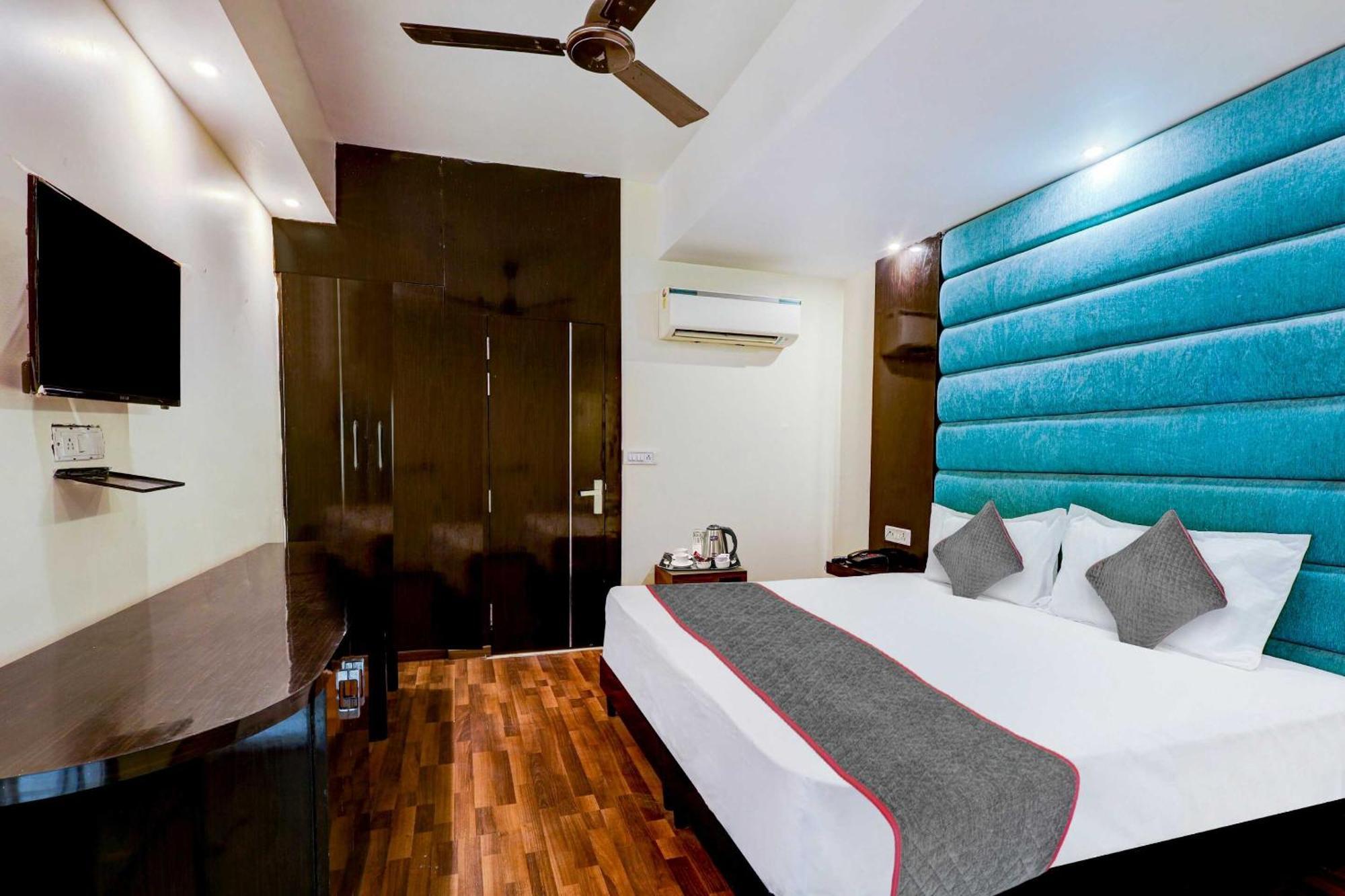 Townhouse Golden King Hotell New Delhi Exteriör bild