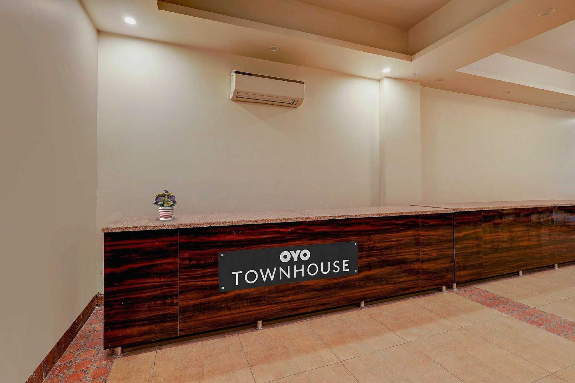 Townhouse Golden King Hotell New Delhi Exteriör bild