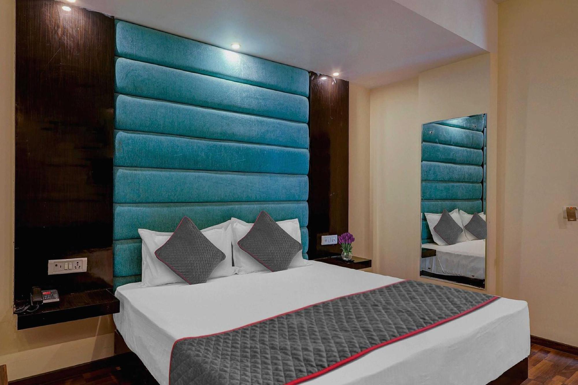 Townhouse Golden King Hotell New Delhi Exteriör bild
